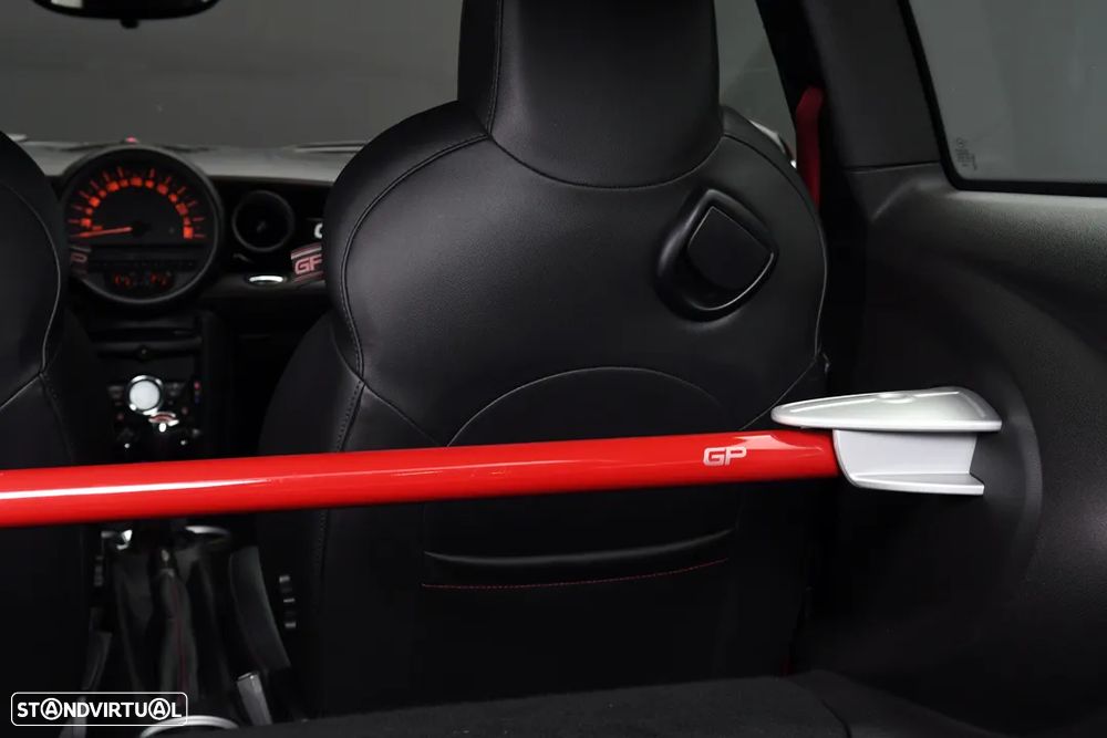 MINI 3 Portas John Cooper Works GP - 15