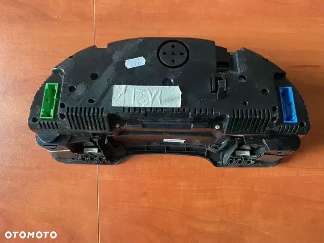 LICZNIK Audi A4 B6 1.9TDI 1036901830 - 2