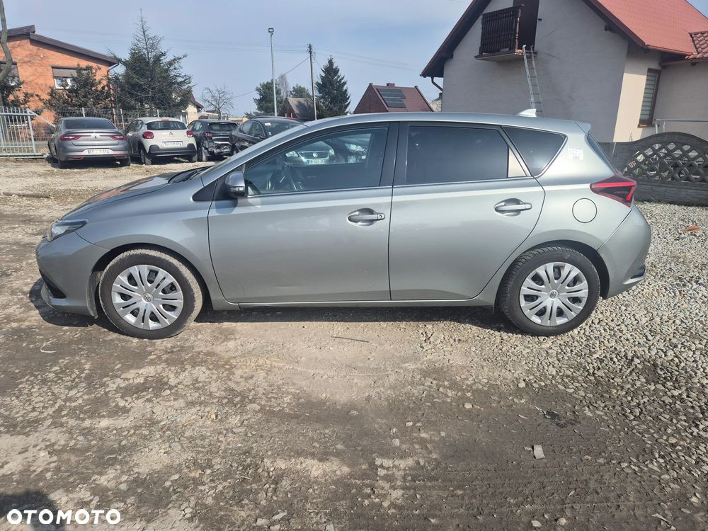 Toyota Auris 1.6 D-4D Edition S+ - 9