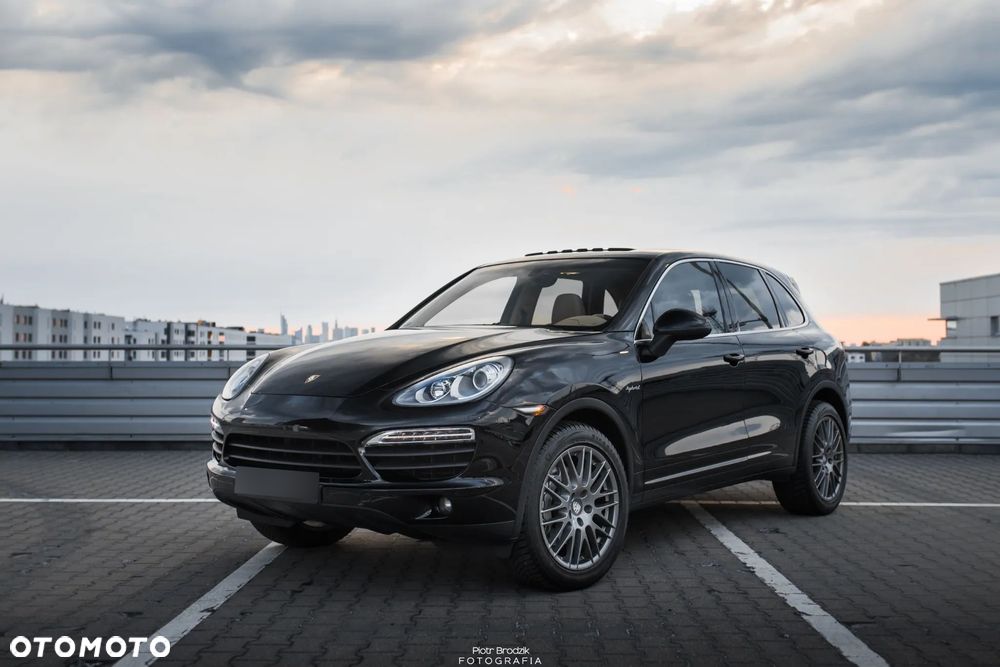 Porsche Cayenne - 2