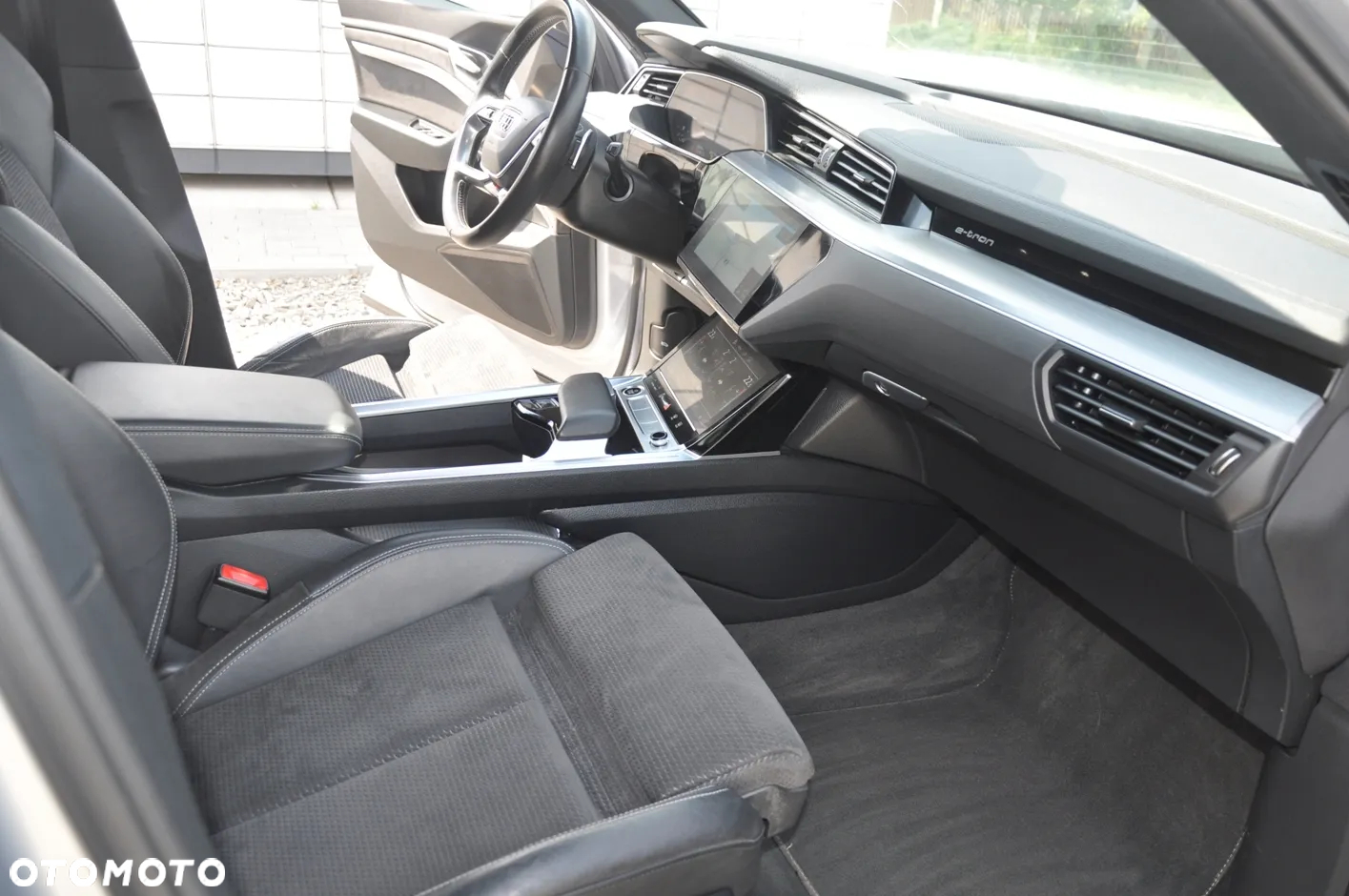 Audi e-tron 50 Quattro S Line - 24