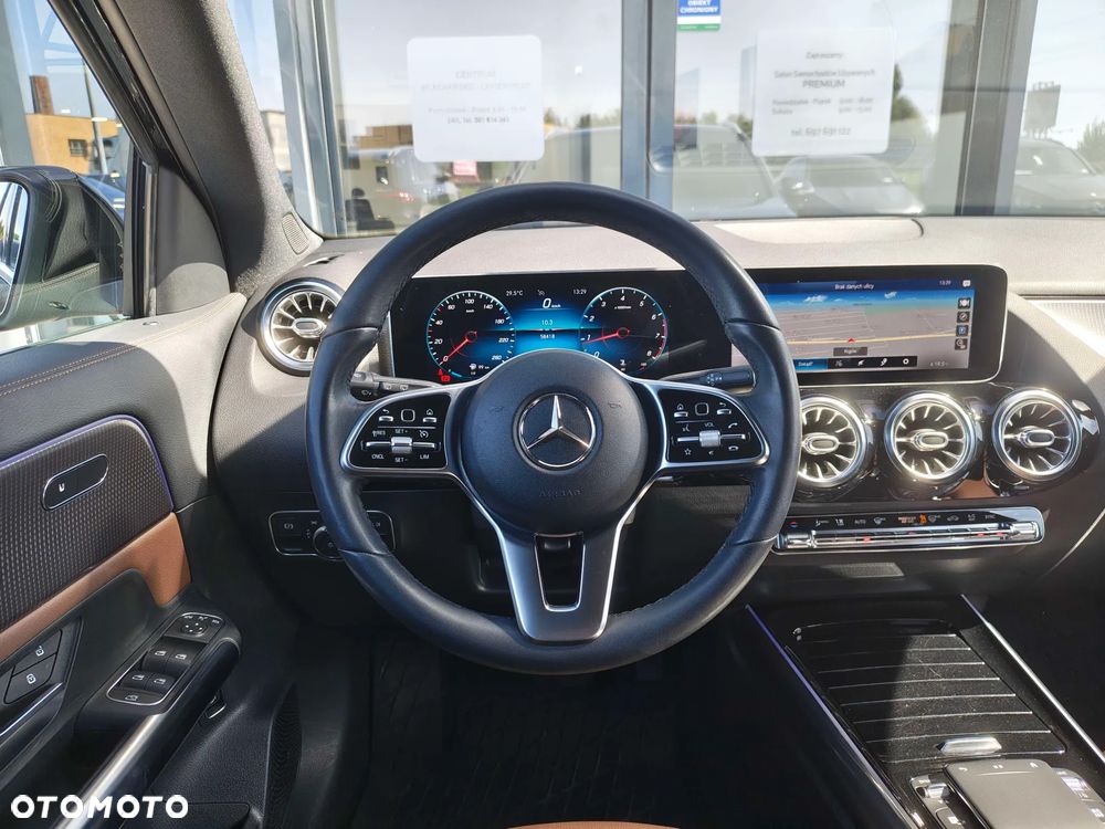 Mercedes-Benz GLA 200 Business Edition - 19