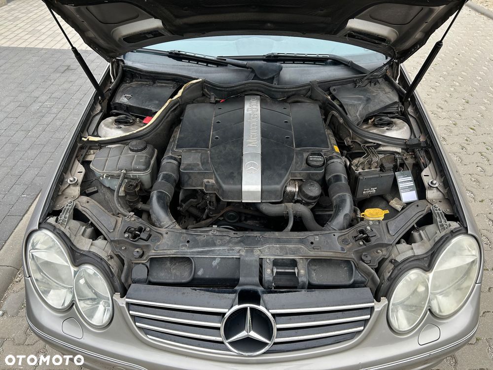 Mercedes-Benz CLK - 10