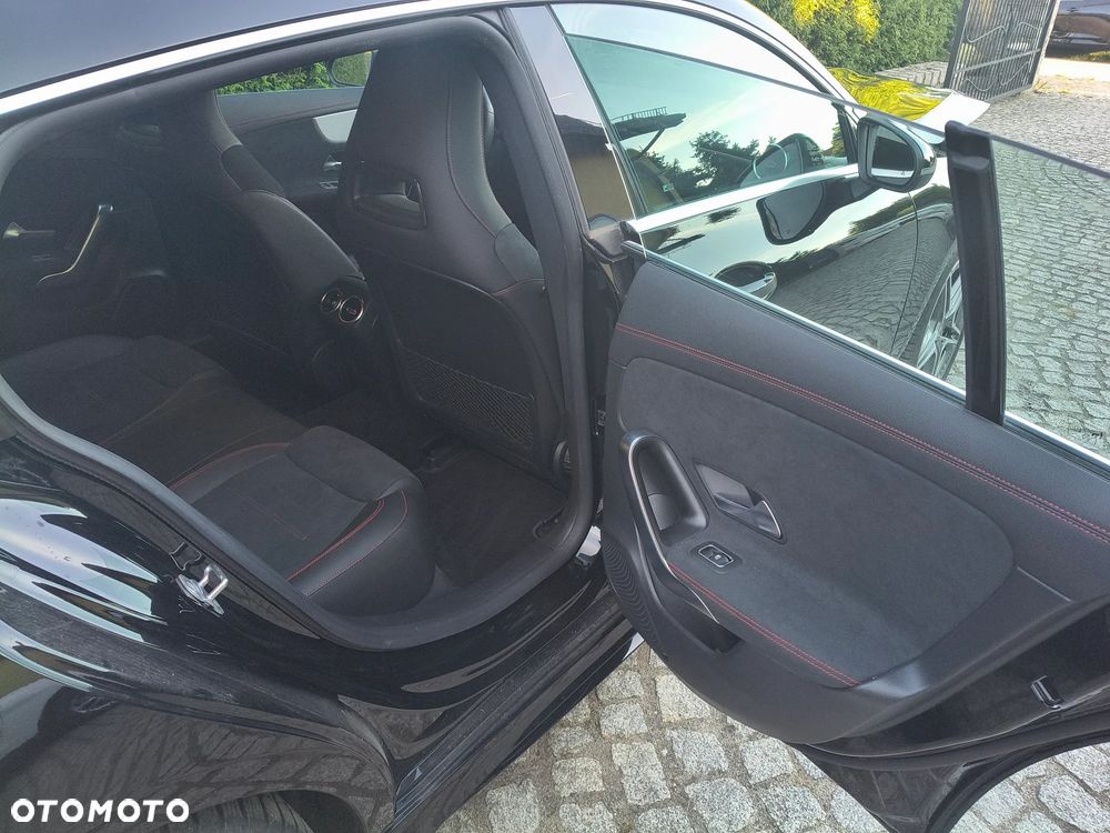 Mercedes-Benz CLA - 26