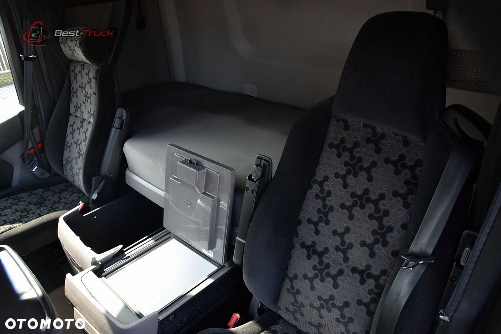 Scania S450  / FULL LED  / KLIMA POSTOJOWA  / RETARDER   / ZBIORNIKI  1400 L / STANDARD - 33