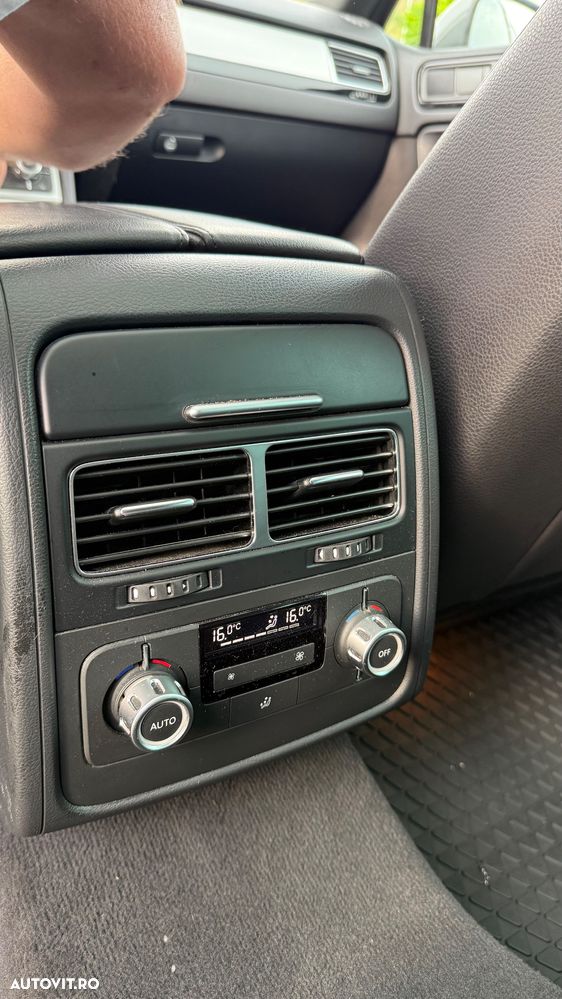 Volkswagen Touareg 3.0 V6 TDI BMT - 13