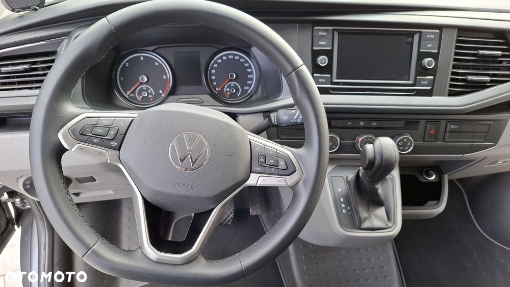 Volkswagen Transporter - 8