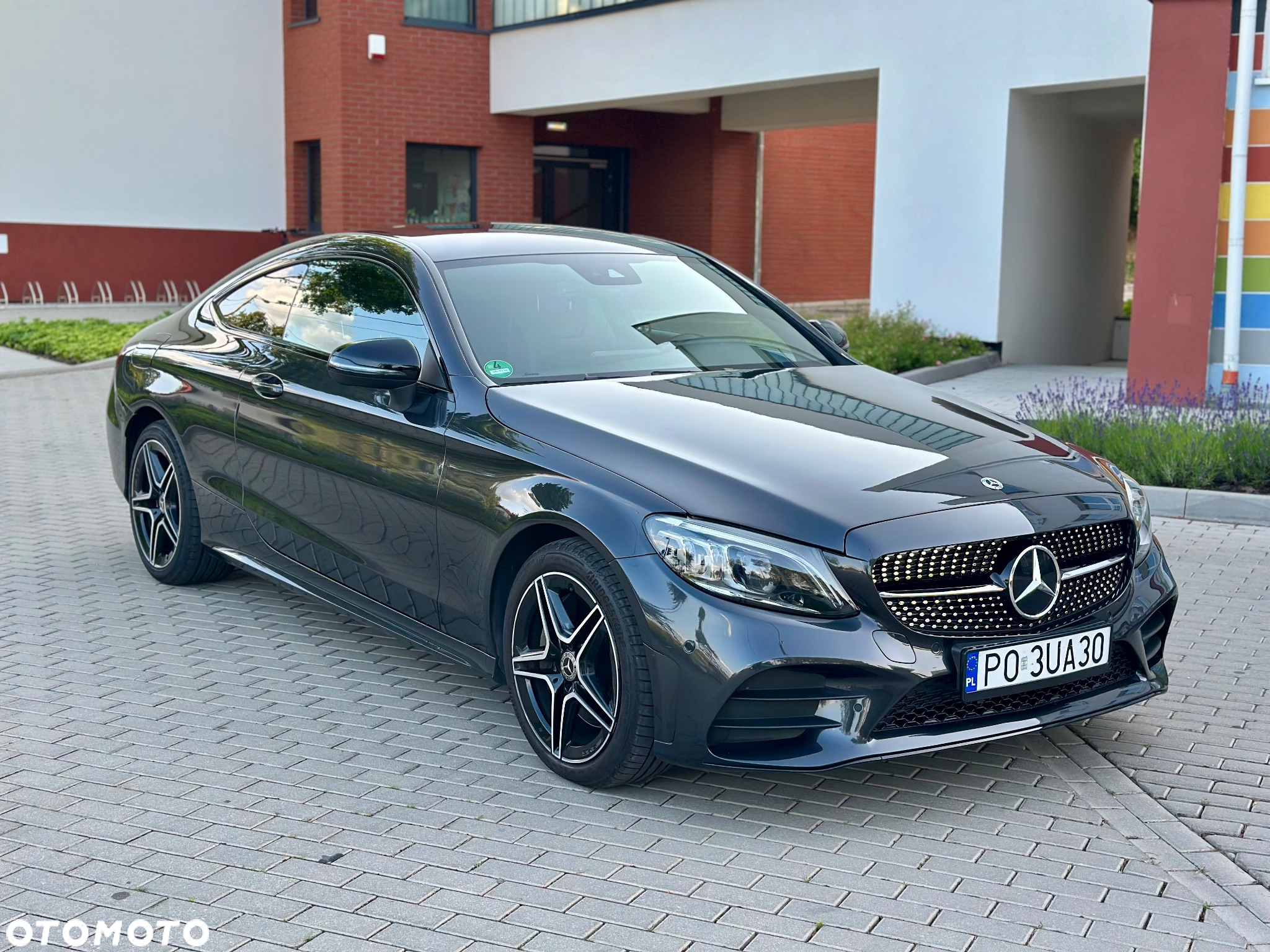Mercedes-Benz Klasa C 300 d Coupe 9G-TRONIC AMG Line - 4