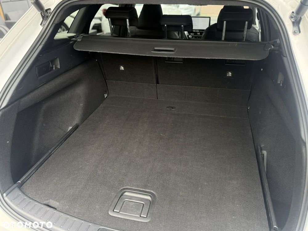 Toyota Corolla 1.8 Hybrid GR Sport - 37