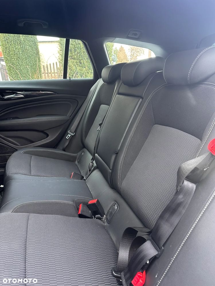 Opel Insignia CT 2.0 CDTI Exclusive S&S - 9