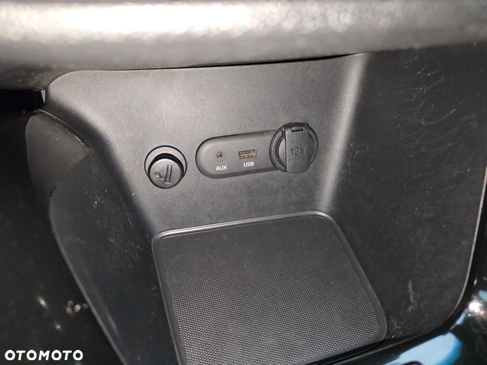 Kia Ceed 1.6 GDI DCT Platinum Edition - 30