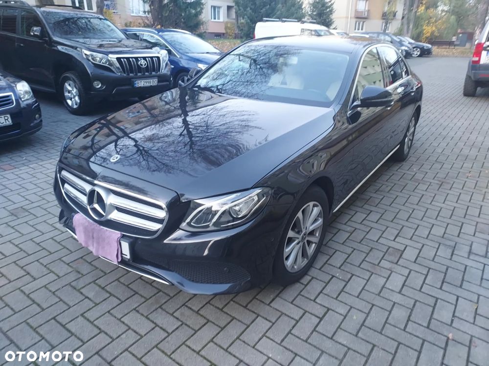 Mercedes-Benz Klasa E 200 4-Matic 9G-TRONIC - 6