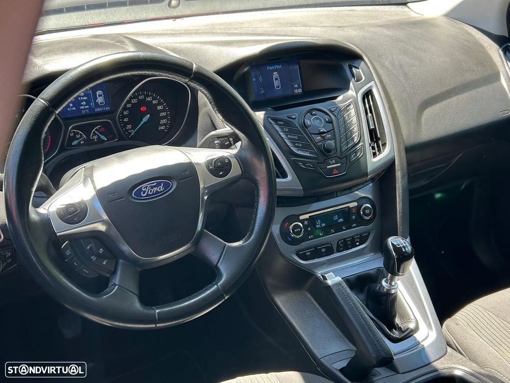 Ford Focus 1.0 EcoBoost 99g S&S Titanium - 21