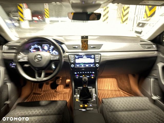 Skoda Superb - 27