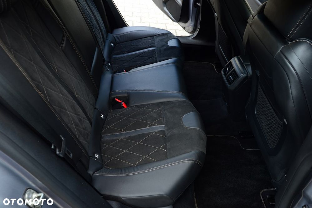 Peugeot 508 BlueHDi 180 EAT8 GT - 29