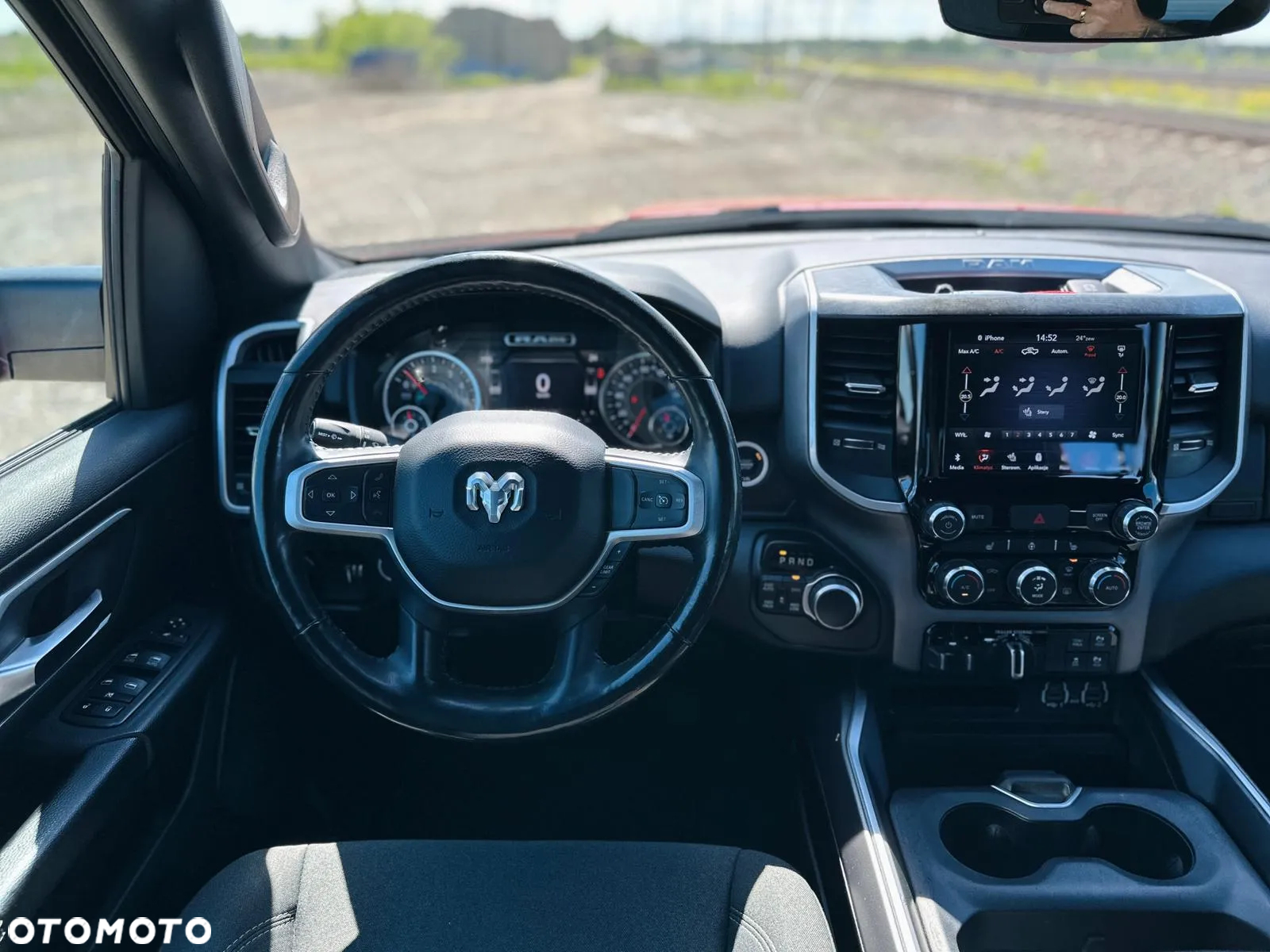 RAM 1500 - 16