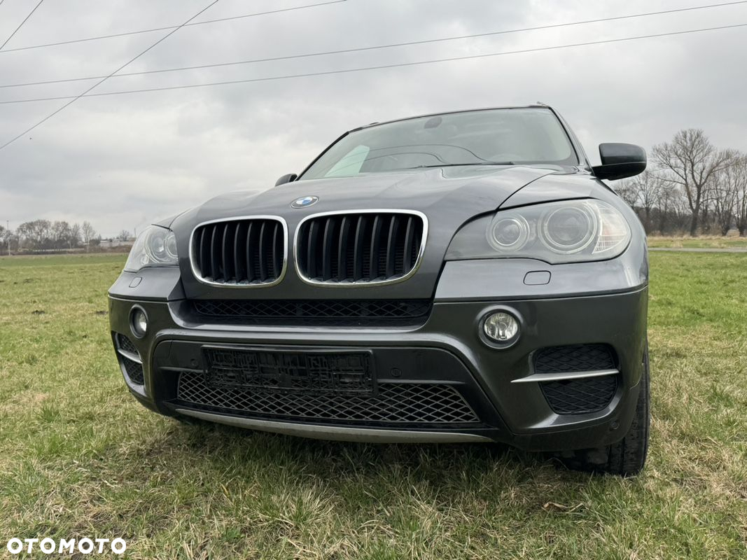 BMW X5 xDrive35i Edition Exclusive - 28