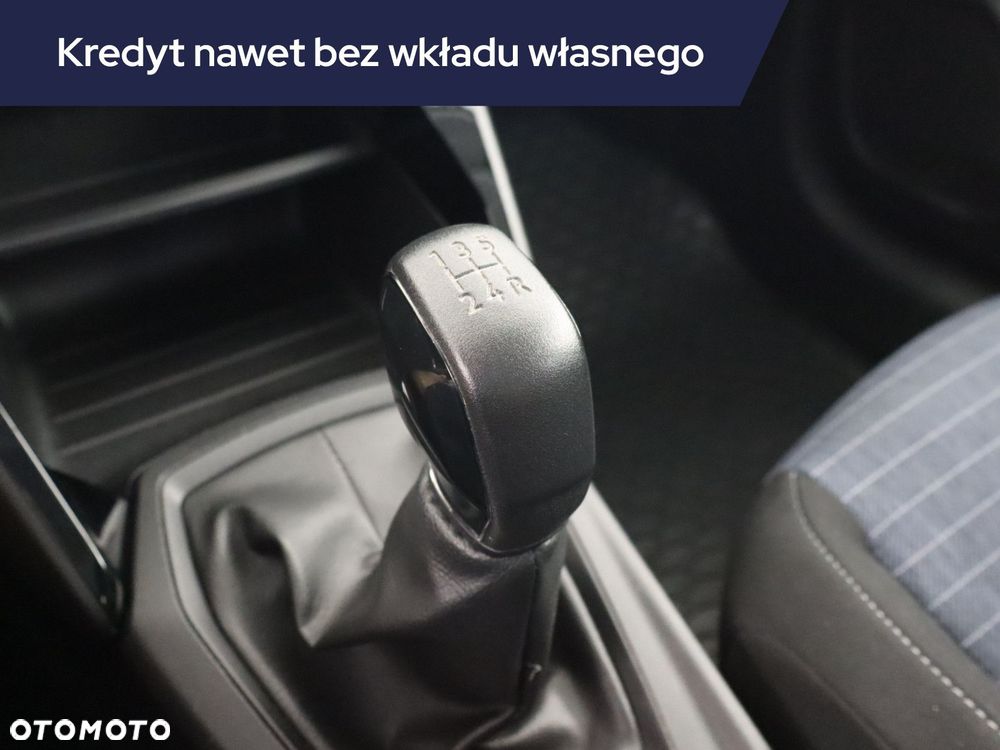Peugeot 208 - 15
