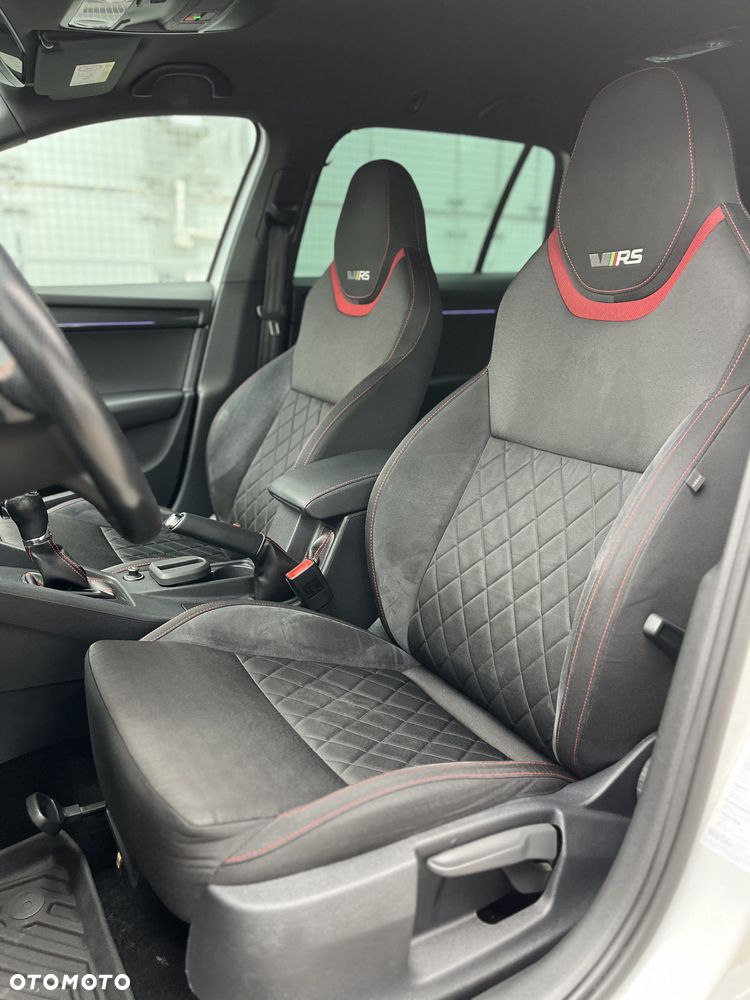 Skoda Octavia 2.0 TDI RS Challenge DSG - 17