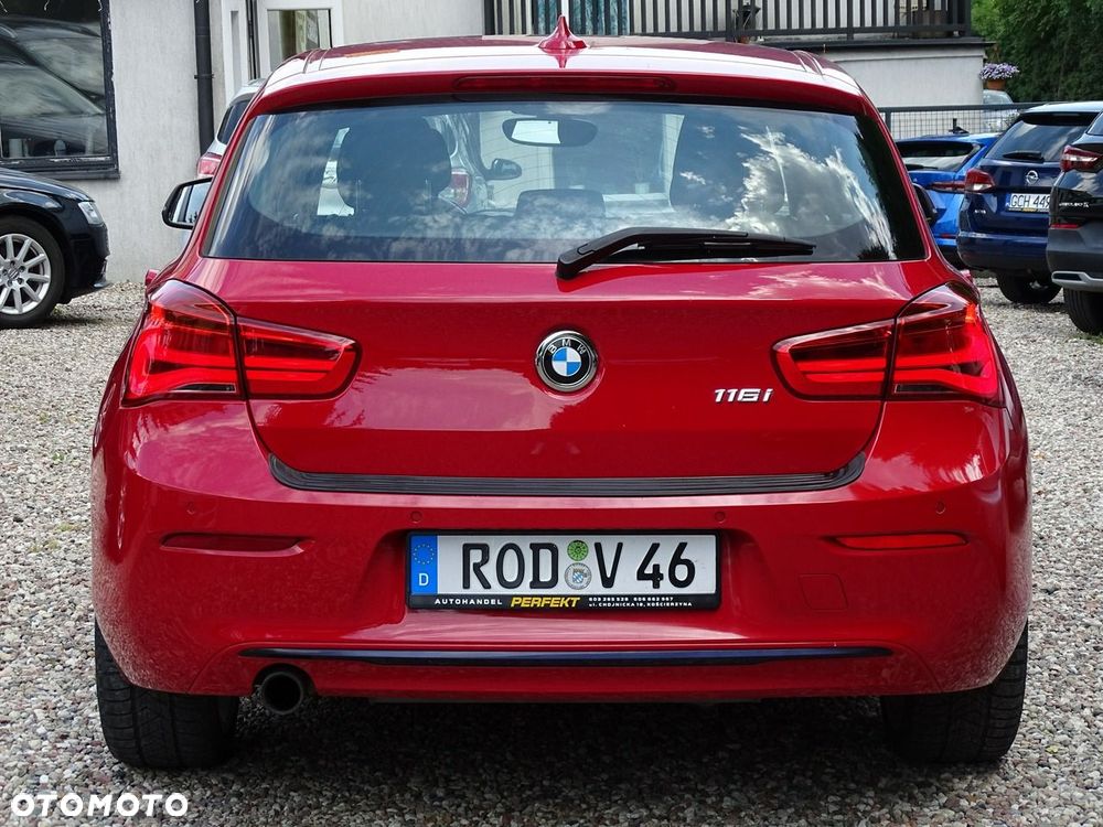 BMW Seria 1 - 10