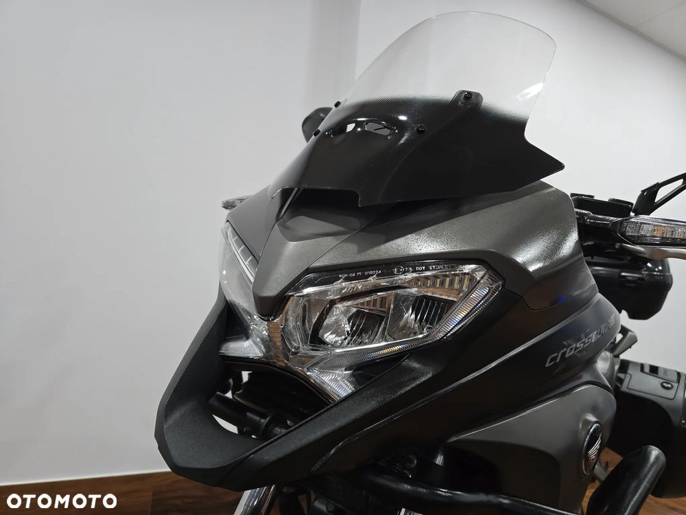 Honda VFR - 25