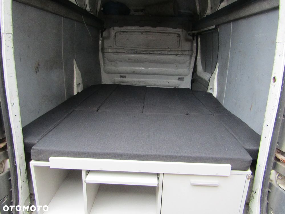 Opel vivaro - 17