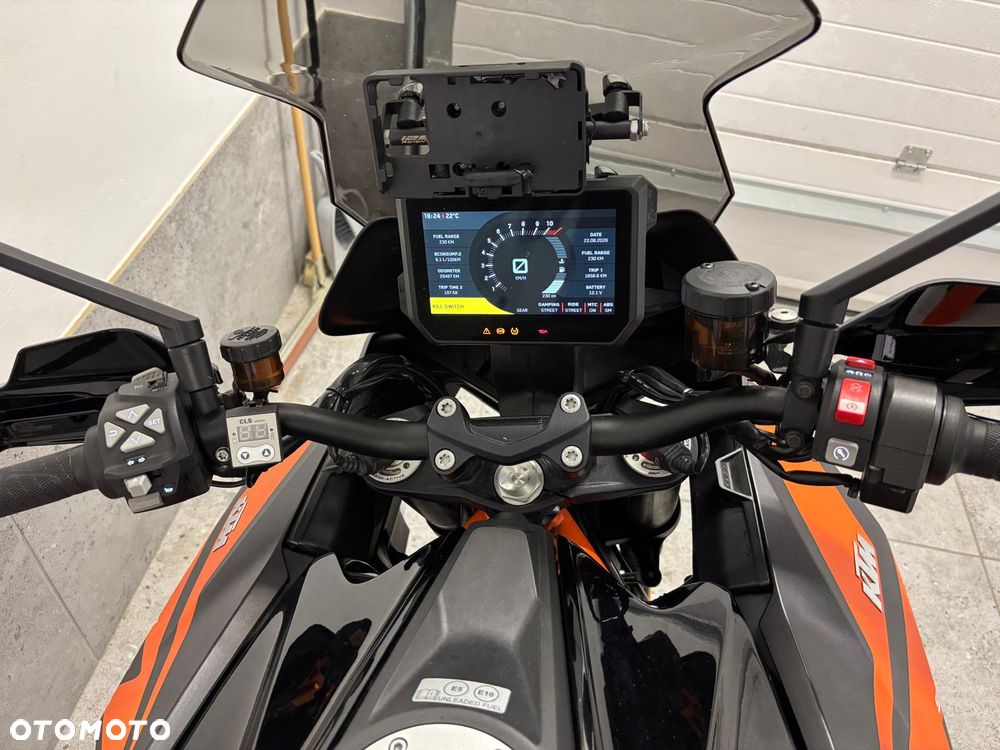 KTM Super Duke - 16