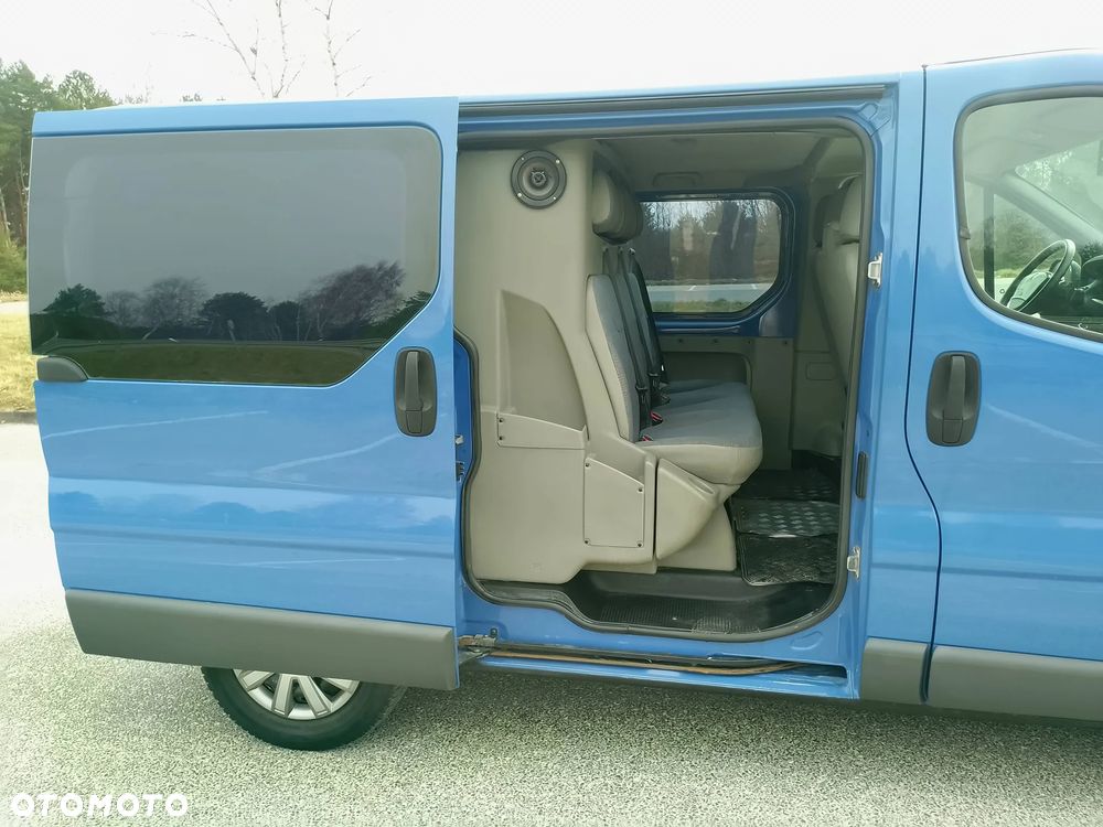 Renault Trafic - 16
