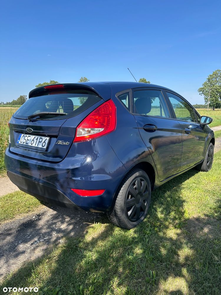 Ford Fiesta 1.4 TDCi Ambiente - 4
