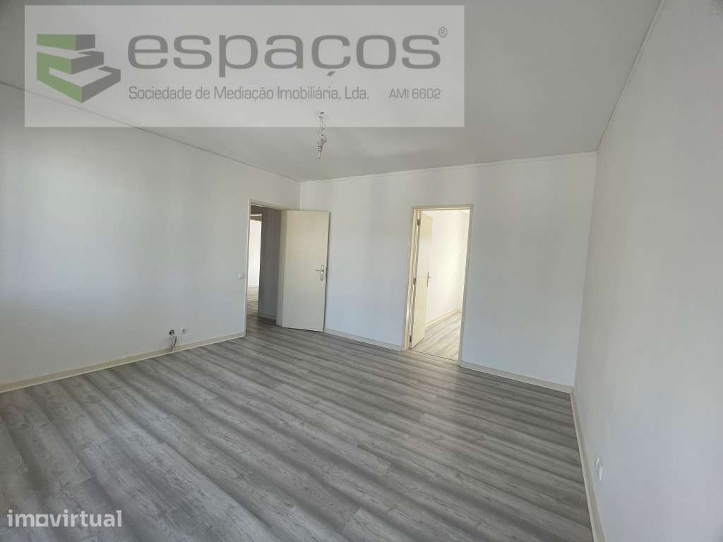 T3 Santo António dos Cavaleiros, Loures - Grande imagem: 5/13