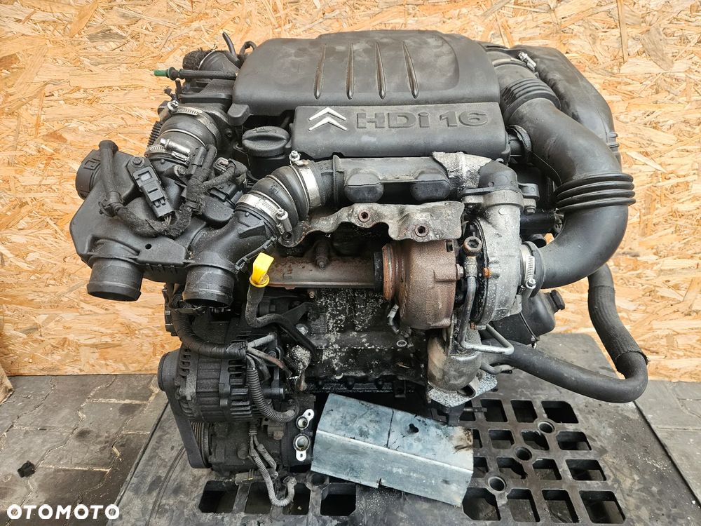 Silnik 1.6 HDI 9HZ Citroen C4 Picasso 10JB66 - 9