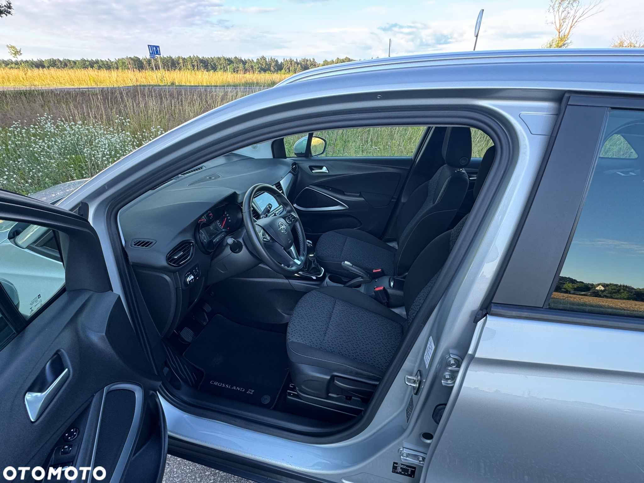 Opel Crossland X 1.2 120 Lat - 9