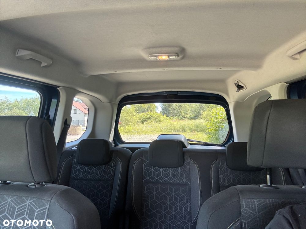 Peugeot Rifter 1.2 PureTech Allure S&S - 27