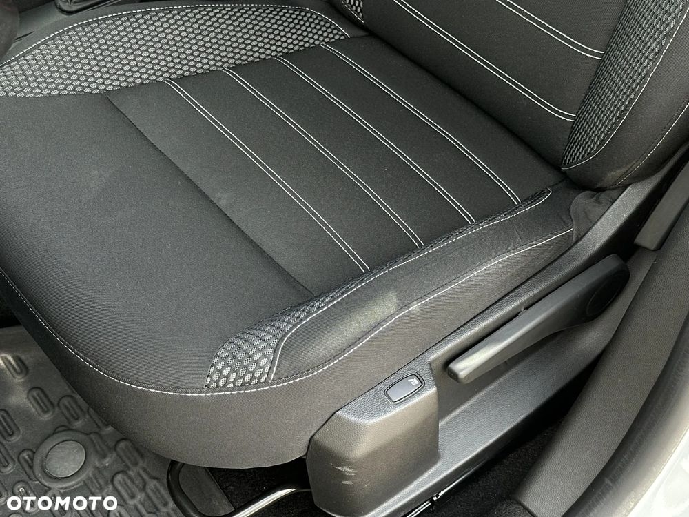 Dacia Duster 1.0 TCe Journey - 12