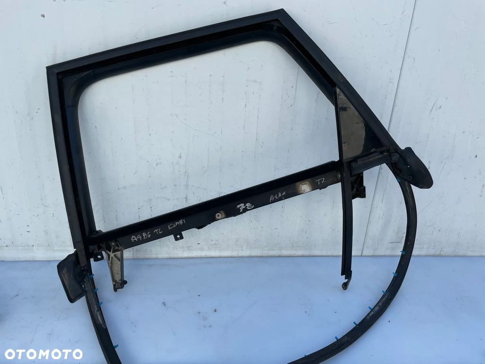 RAMKA STELAŻ DRZWI USZCZELKA LEWY TYŁ AUDI A4 B6 KOMBI