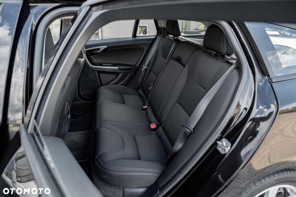 Volvo V60 D3 Linje Business - 19