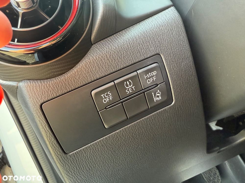 Mazda CX-3 SKYACTIV-G 120 FWD Center-Line - 18