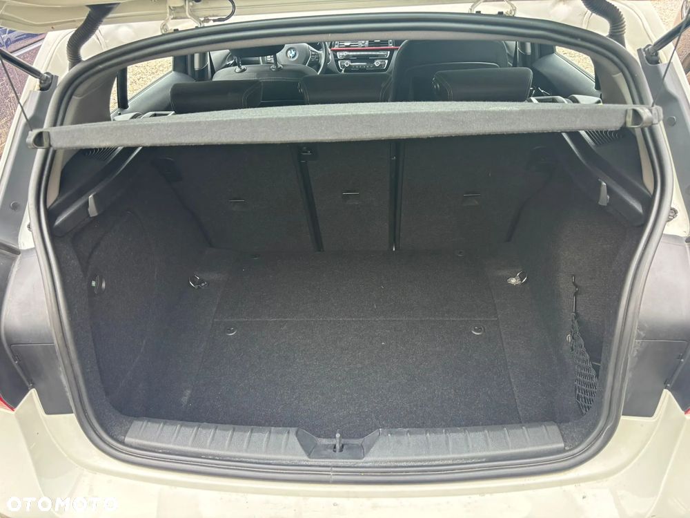 BMW Seria 1 118i - 5