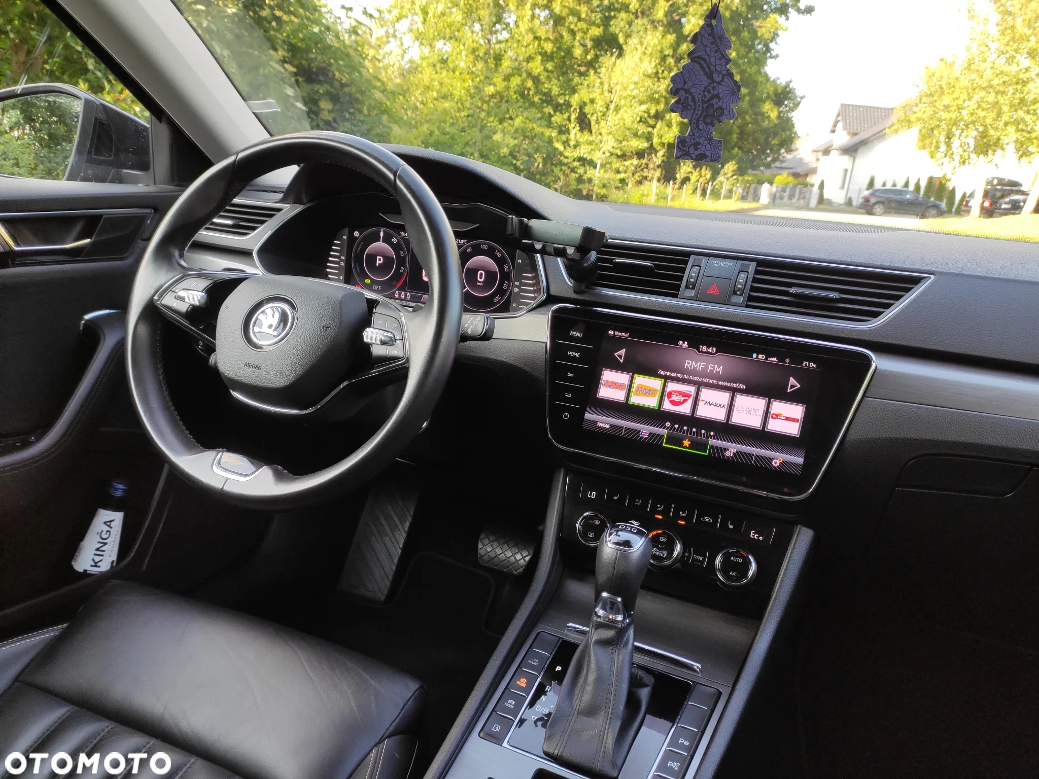 Skoda Superb 1.4 TSI iV DSG Ambition - 27