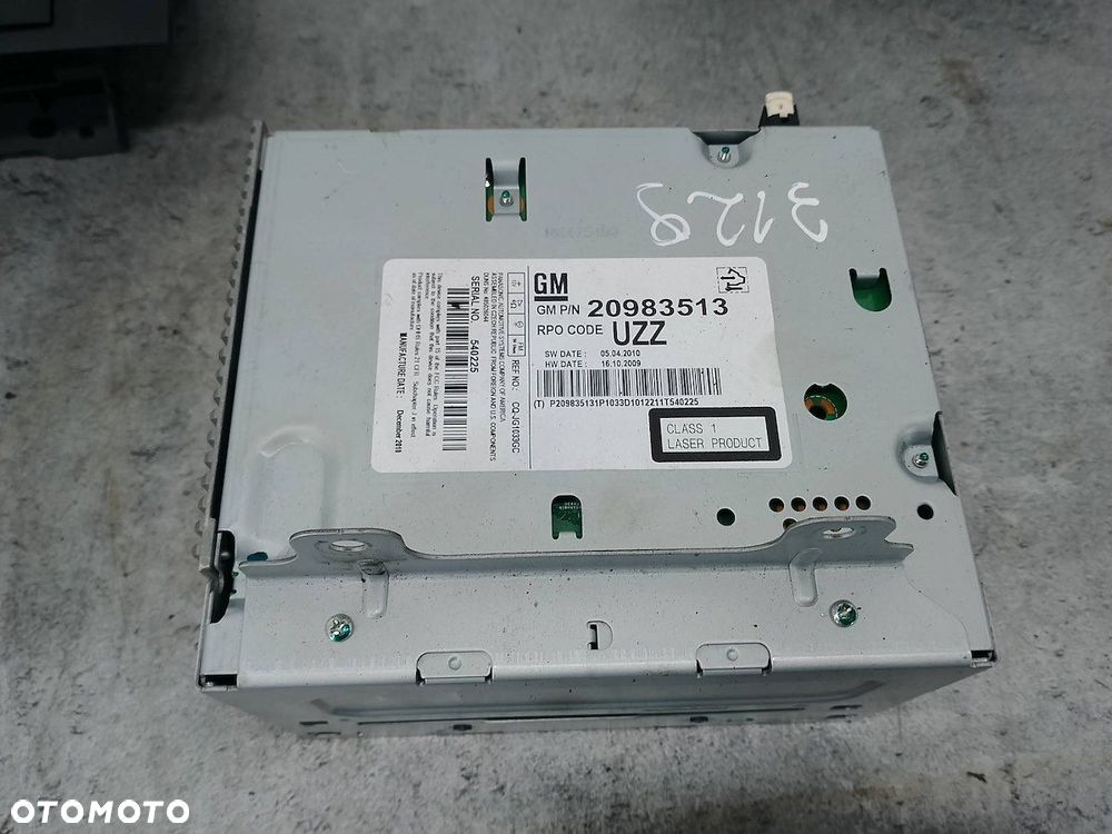 RADIO FABRYCZNE OPEL ASTRA J 20983513  13346050   13267984 - 5