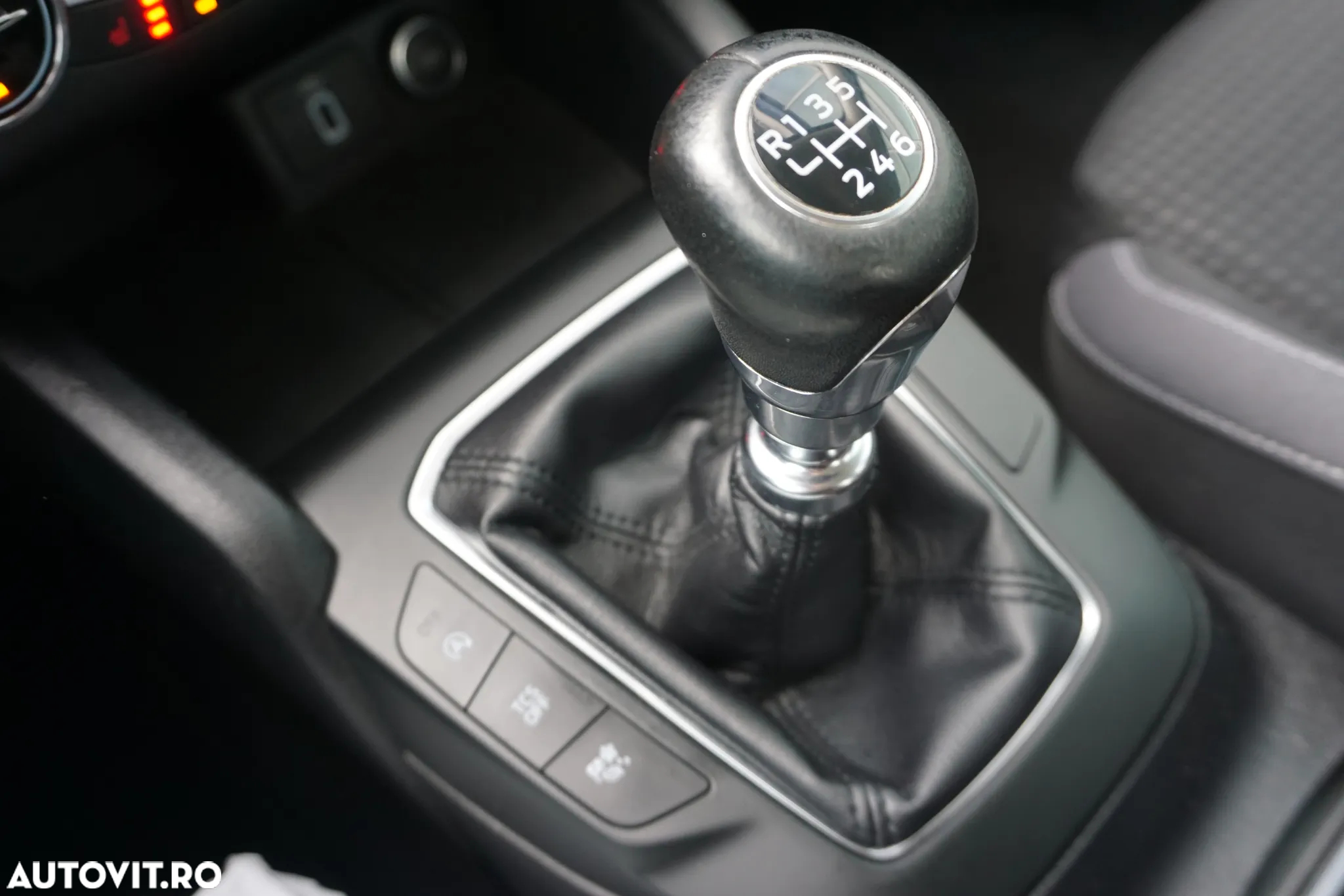 Ford Focus - 10