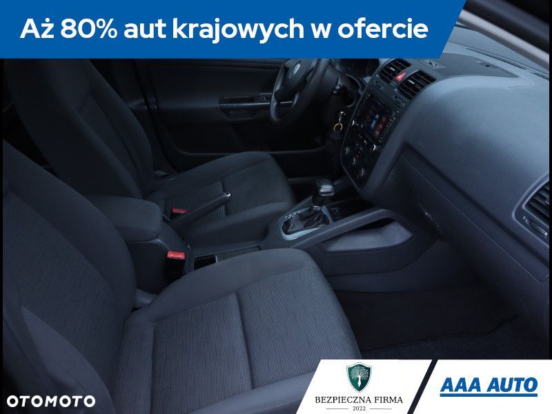 Volkswagen Golf - 10