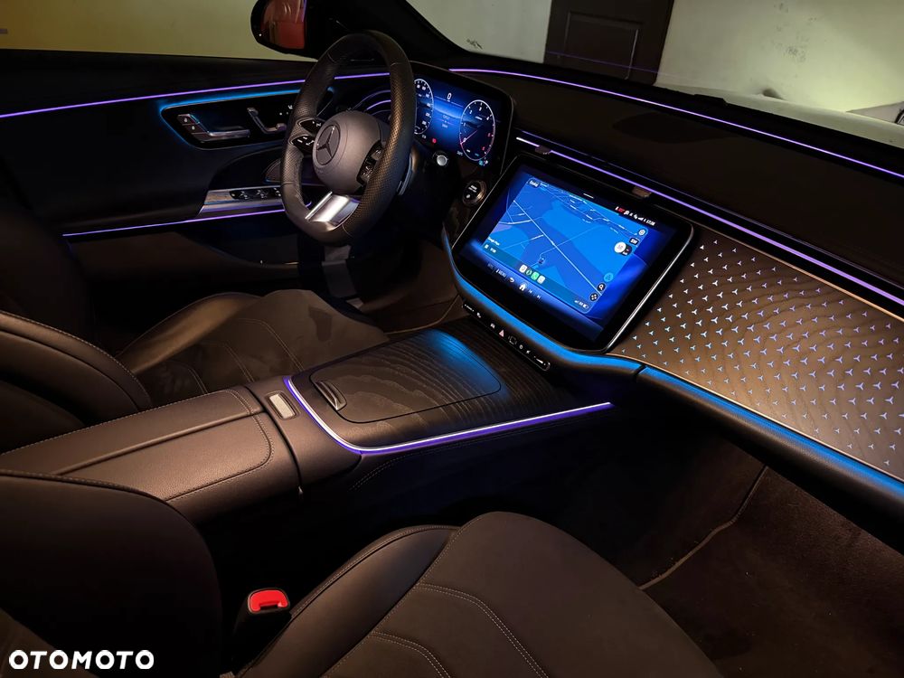 Mercedes-Benz Klasa E 220 d mHEV 4-Matic AMG 9G-Tronic - 12