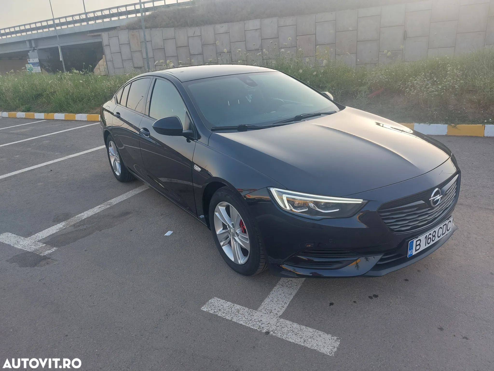 Opel Insignia Grand Sport 1.5 Turbo Start/Stop Innovation - 2