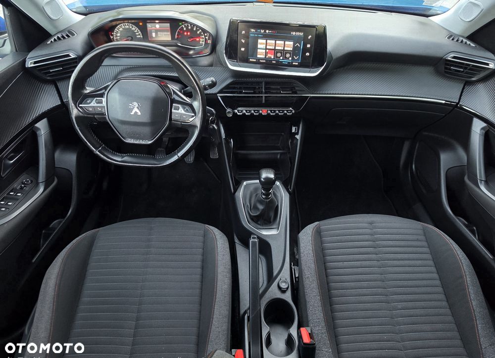 Peugeot 2008 - 5