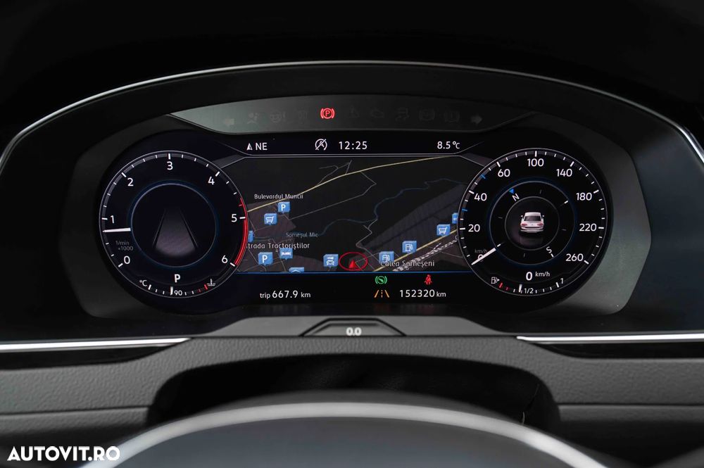 Volkswagen Passat 2.0 TDI DSG Highline - 22