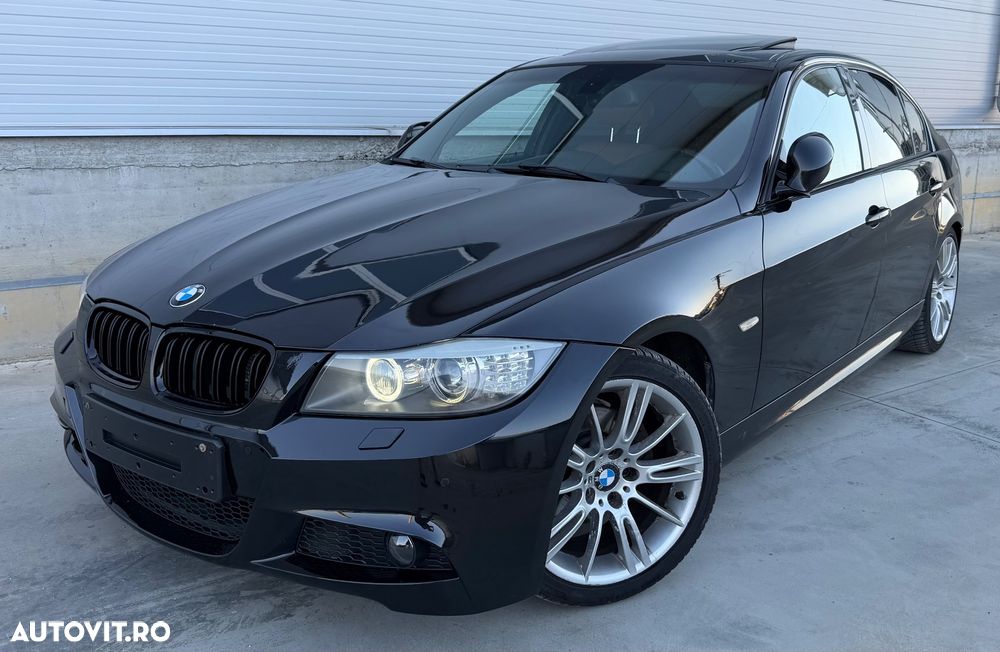 BMW Seria 3 320d Sport Line - 31