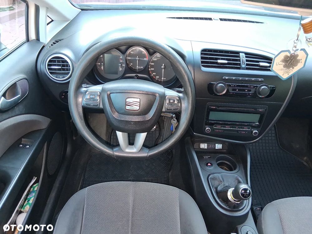 Seat Leon 1.6 TDI Reference - 8