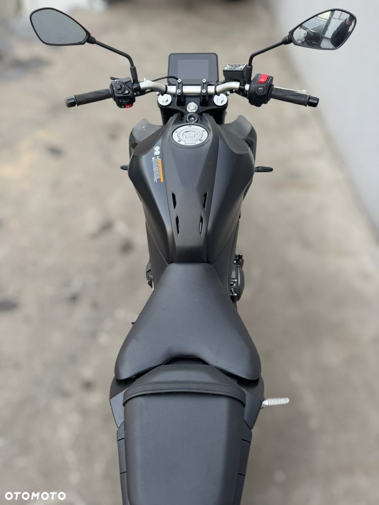 Yamaha MT - 18