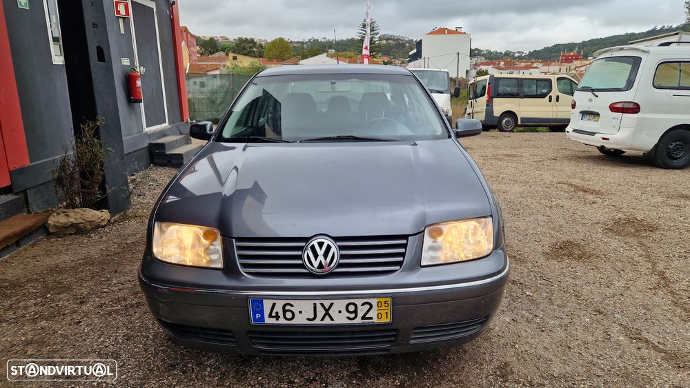 VW Jetta 1.9 TDi Confortine DSG - 7